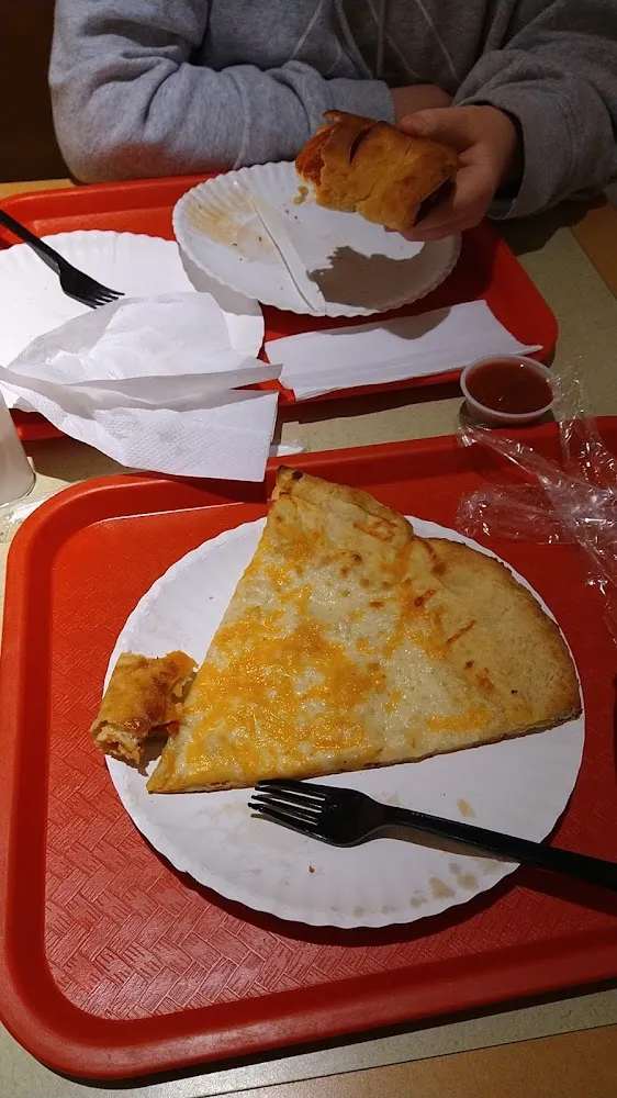 Alfredo Pizza